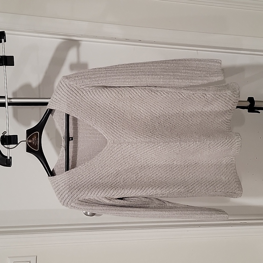 Knit sweater